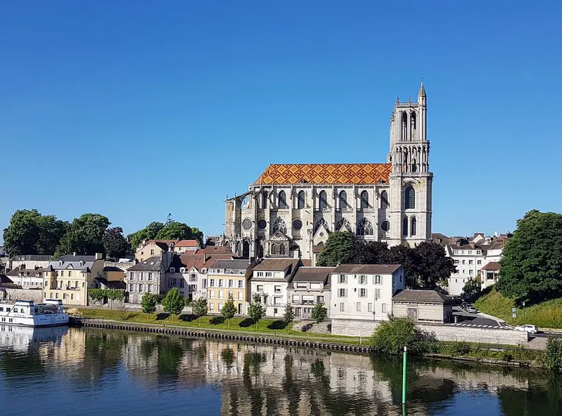 Loisirs Des Groux : Collegiale Notre Dame